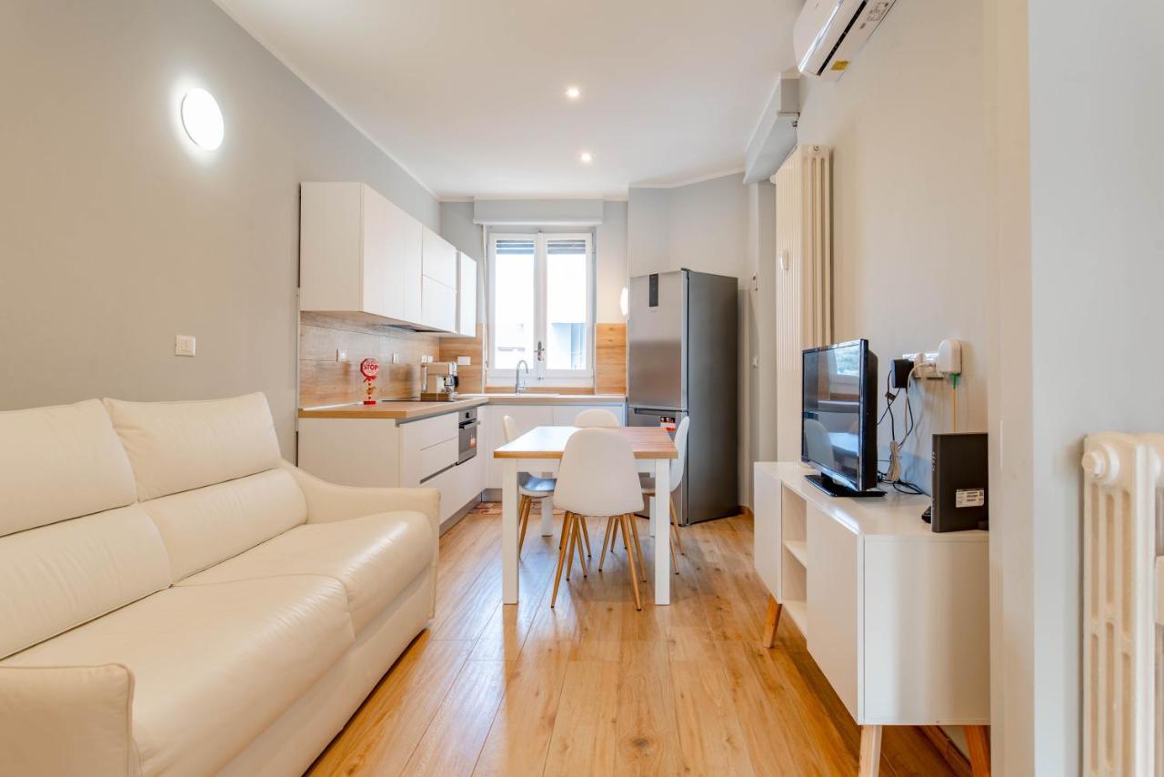 Apartment White - Metro Massaua *